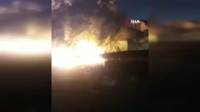 Gemi yapım atölyesinde yangın: 5 milyon TL değerinde 3 tekne yandı, 2'si zarar gördü