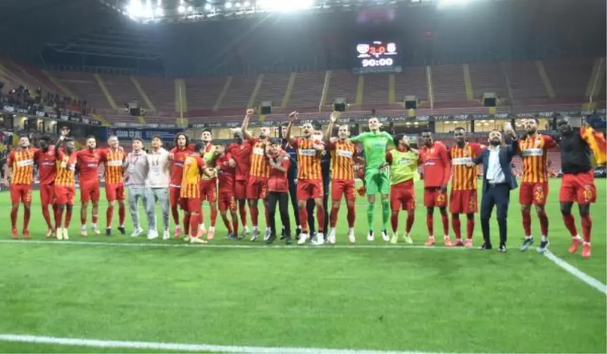 Kayserispor, Galatasaray'ı evinde 47 yıl sonra yendi