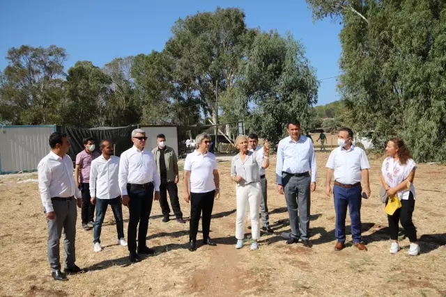 Bakan Yardımcısı Demircan, Patara Antik Kenti'nde incelemelerde bulundu