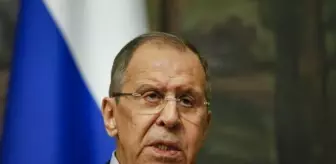 Dışişleri Bakanlığı: Lavrov'dan gazetecilere: 'Şansınızı zorlamayın, Rusya NATO'ya katılmayacak' Dışişleri Bakanlığı: Lavrov'dan gazetecilere: 'Şansınızı zorlamayın, Rusya NATO'ya katılmayacak'
