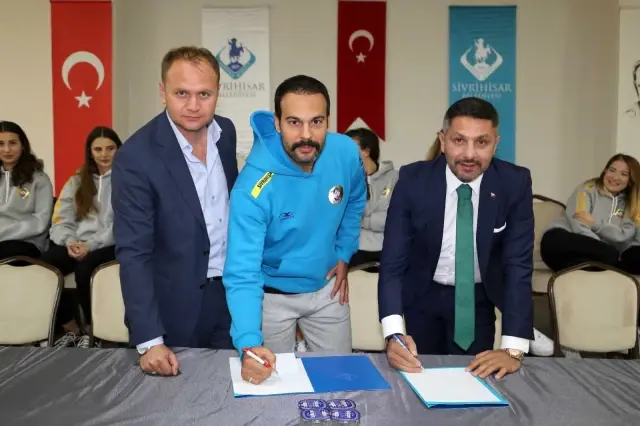 Sivrihisarspor yeni sezonda şampiyonluğu hedefliyor