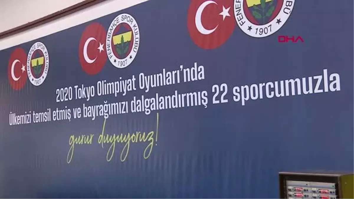 SPOR Bakan Kasapoğlu, Fenerbahçe'nin olimpik sporcularla buluşma etkinliğine katıldı