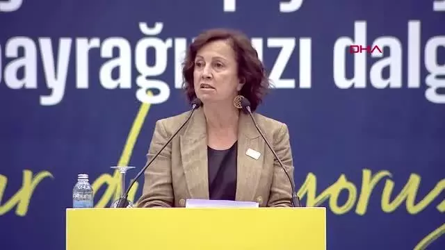 SPOR Bakan Kasapoğlu, Fenerbahçe'nin olimpik sporcularla buluşma etkinliğine katıldı