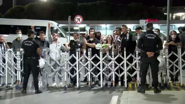 SPOR Beşiktaş 16 kişilik kadrosuyla İzmir'de