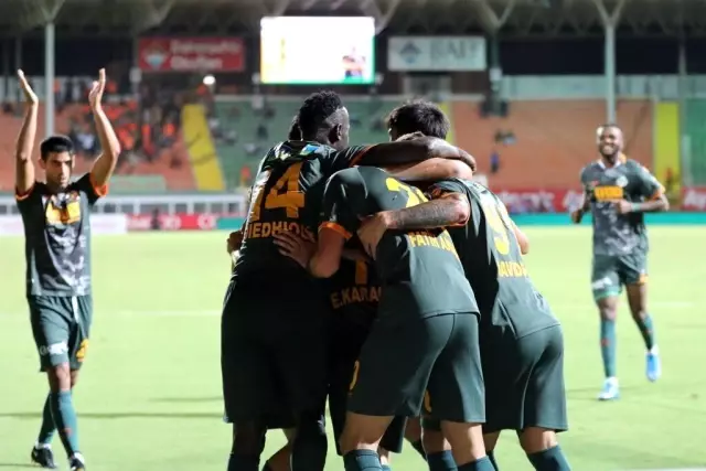 Süper Lig: Alanyaspor: 2- Kasımpaşa: 0