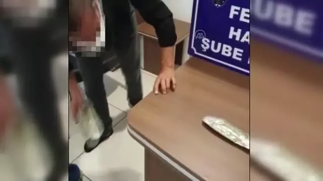 Son dakika haberi... Uyuşturucuyla uçağa binmeye çalışan zanlı gözaltına alındı