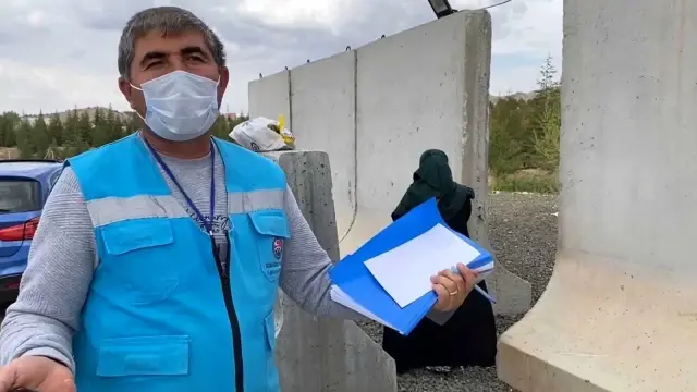 PCR testi pozitif olan kadın, biletsiz bindiği otobüste seyahat ederken yakalandı