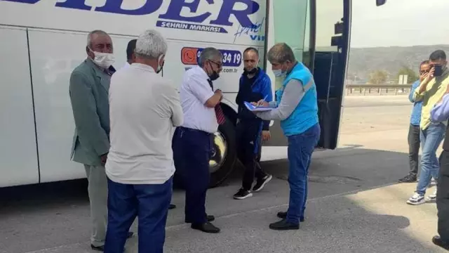 PCR testi pozitif olan kadın, biletsiz bindiği otobüste seyahat ederken yakalandı
