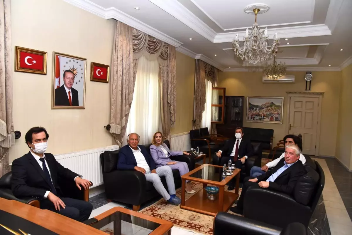 AK Parti Muğla Milletvekilleri Mehmet Yavuz Demir ve Yelda Erol Gökcan Valimiz Sayın Orhan Tavlı'yı ziyaret etti.