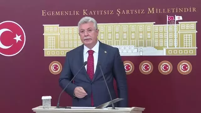 Akbaşoğlu: "FETÖ, CHP'yi ele geçirmiş vaziyette"