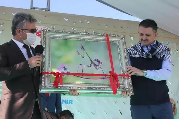 Son dakika... BAKAN PAKDEMİRLİ GIDA FİYATLARINDAKİ ARTIŞ İÇİN ÇÖZÜM ÇALIŞMALARI DEVAM EDİYOR