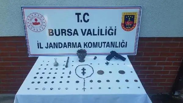 Tarihi eser satmaya çalışan 4 kişi gözaltına alındı