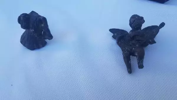 Tarihi eser satmaya çalışan 4 kişi gözaltına alındı