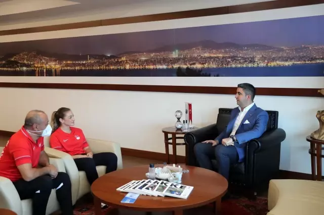 Buse Naz Çakıroğlu'ndan, Başkan Gökhan Yüksel'e ziyaret