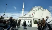 Son dakika haberleri... Cumhurbaşkanı Erdoğan, cuma namazı çıkışında soruları yanıtladı Açıklaması