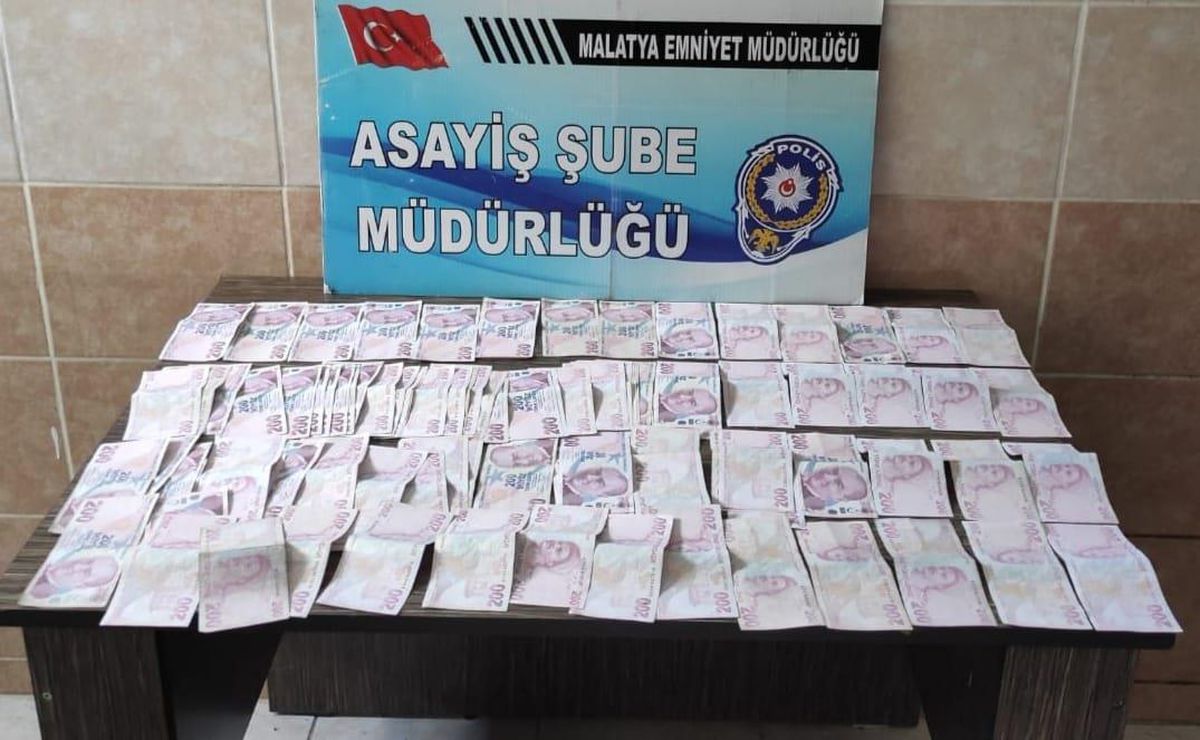 Son dakika... Malatya'da polis, emekli öğretmenin çektiği krediyi dolandırıcılara kaptırmasını önledi
