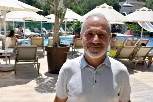 MARMARİS'E KASIM ORTASINA KADAR 100 BİN İNGİLİZ TURİST GELİYOR