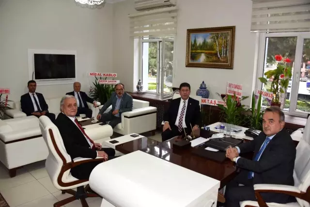 Milletvekili Tüzün ve Başkan Bakkalcıoğlu Kaymakam Öztürk'ü ziyaret etti