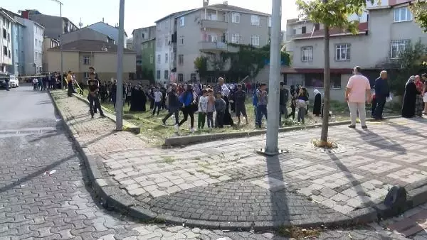 Son dakika... SULTANBEYLİ'DE MOBİLYA ATÖLYESİNDE YANGIN - 2 AKTÜEL