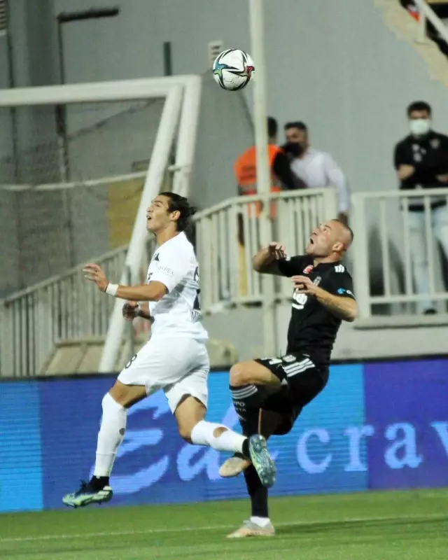 Süper Lig: Altay: 2 - Beşiktaş: 1 (Maç sonucu)