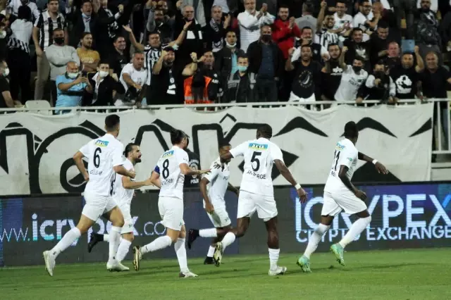 Süper Lig: Altay: 2 - Beşiktaş: 1 (Maç sonucu)