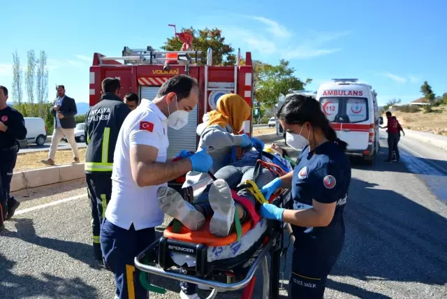 Tır, sürücü adayının kullandığı otomobile çarptı: 2 Yaralı