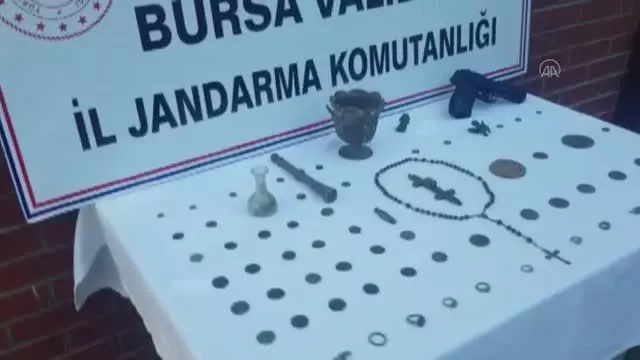 Tarihi eser satmaya çalışan 4 kişi gözaltına alındı