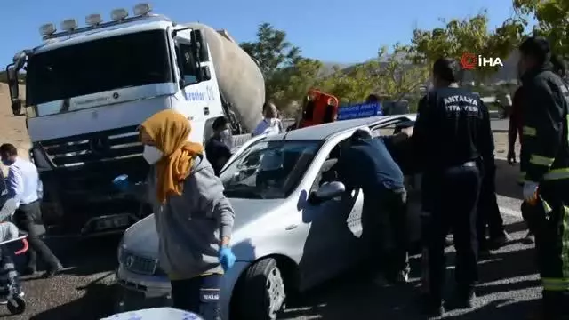 Tır, sürücü adayının kullandığı otomobile çarptı: 2 Yaralı