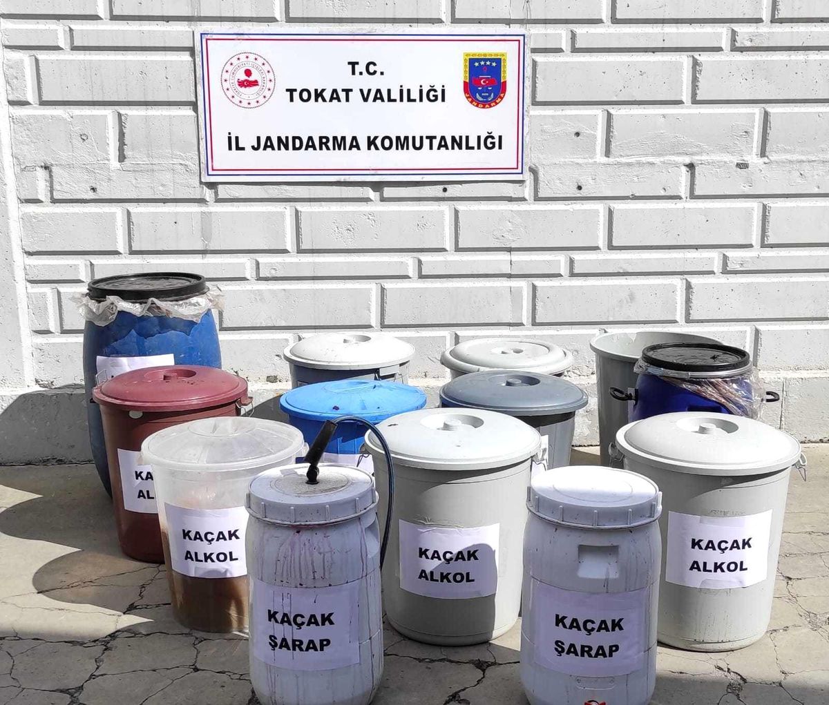 Tokat'ta 750 litre kaçak alkol ele geçirildi