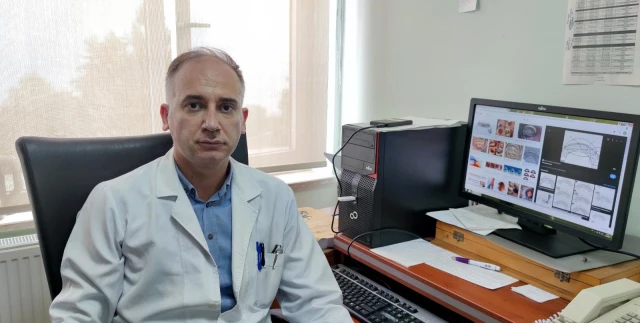 Trabzon'da yüzde 90 görme kaybı olan hasta yeni teknolojik teknikle sıhhatine kavuştu
