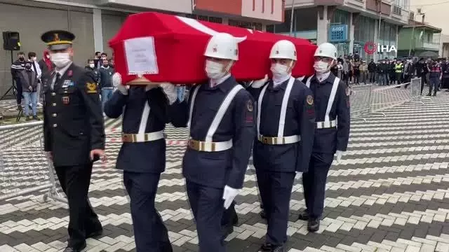 Trafik kazasında hayatını kaybeden Uzman Çavuş törenle son yolculuğuna uğurlandı