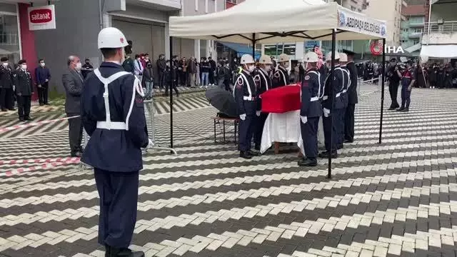 Trafik kazasında hayatını kaybeden Uzman Çavuş törenle son yolculuğuna uğurlandı