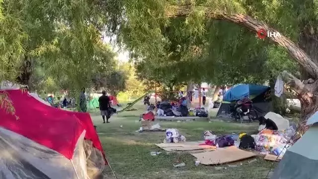 ABD-Texas sınırında yaklaşık 15 bin göçmenin kaçak yaşadığı kamp boşaltıldı