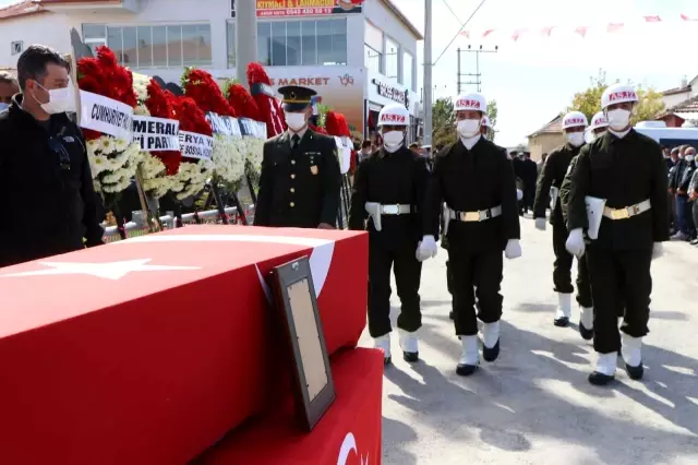 Aksaraylı şehit son yolculuğuna uğurlandı