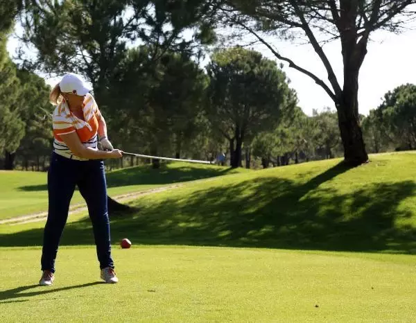 ANTALYA, GOLF TUTKUNU İNGİLİZLERİ BEKLİYOR