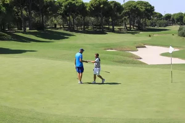 ANTALYA, GOLF TUTKUNU İNGİLİZLERİ BEKLİYOR