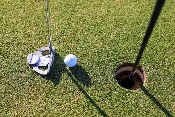 ANTALYA, GOLF TUTKUNU İNGİLİZLERİ BEKLİYOR