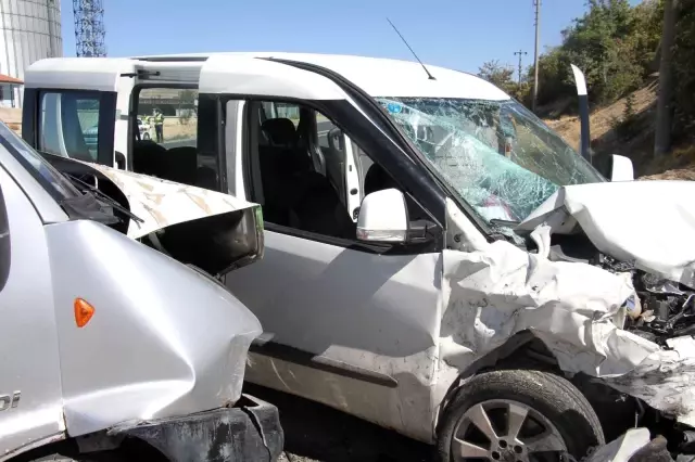 Elazığ'da trafik kazası: 2 yaralı