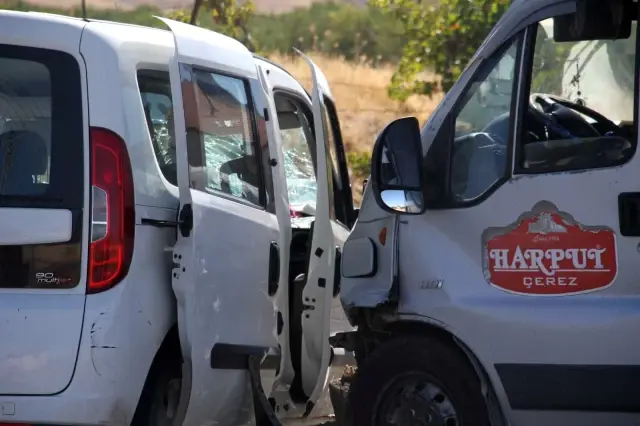 Elazığ'da trafik kazası: 2 yaralı