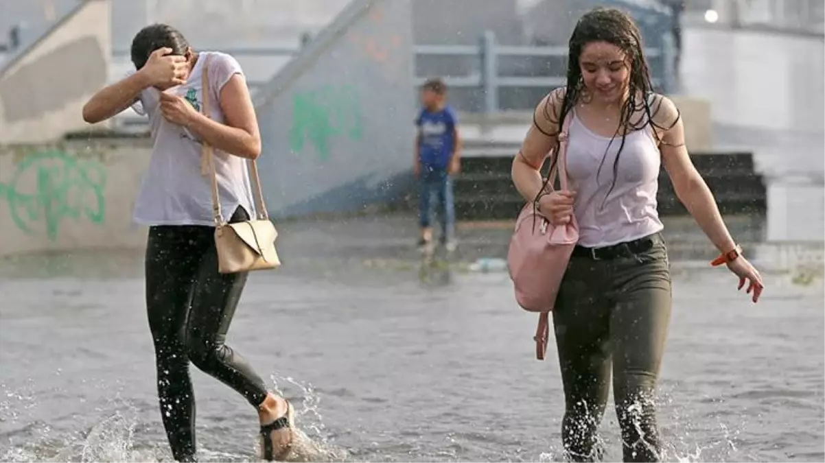 Meteoroloji'den iki kente turuncu kodlu uyarı! Sel ve heyelan tehlikesine dikkat çektiler