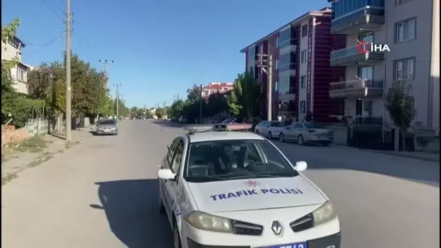 Otomobille çarpışan motosikletin sürücüsü yaralandı