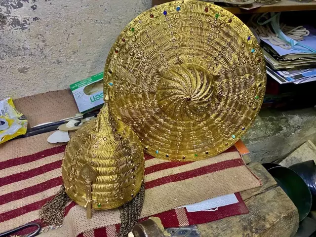 Tombak sanatını 3 kuşaktır yaşatıyorlar