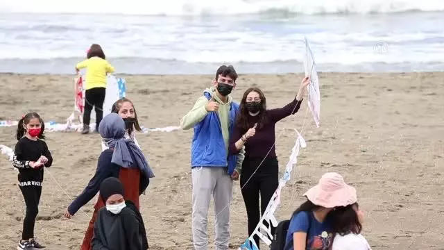 35 bin metrekarelik alanda düzenleme yapılan Yalıncak sahili hizmete açıldı