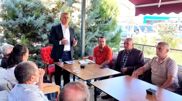 AK Parti muhtarları dinledi