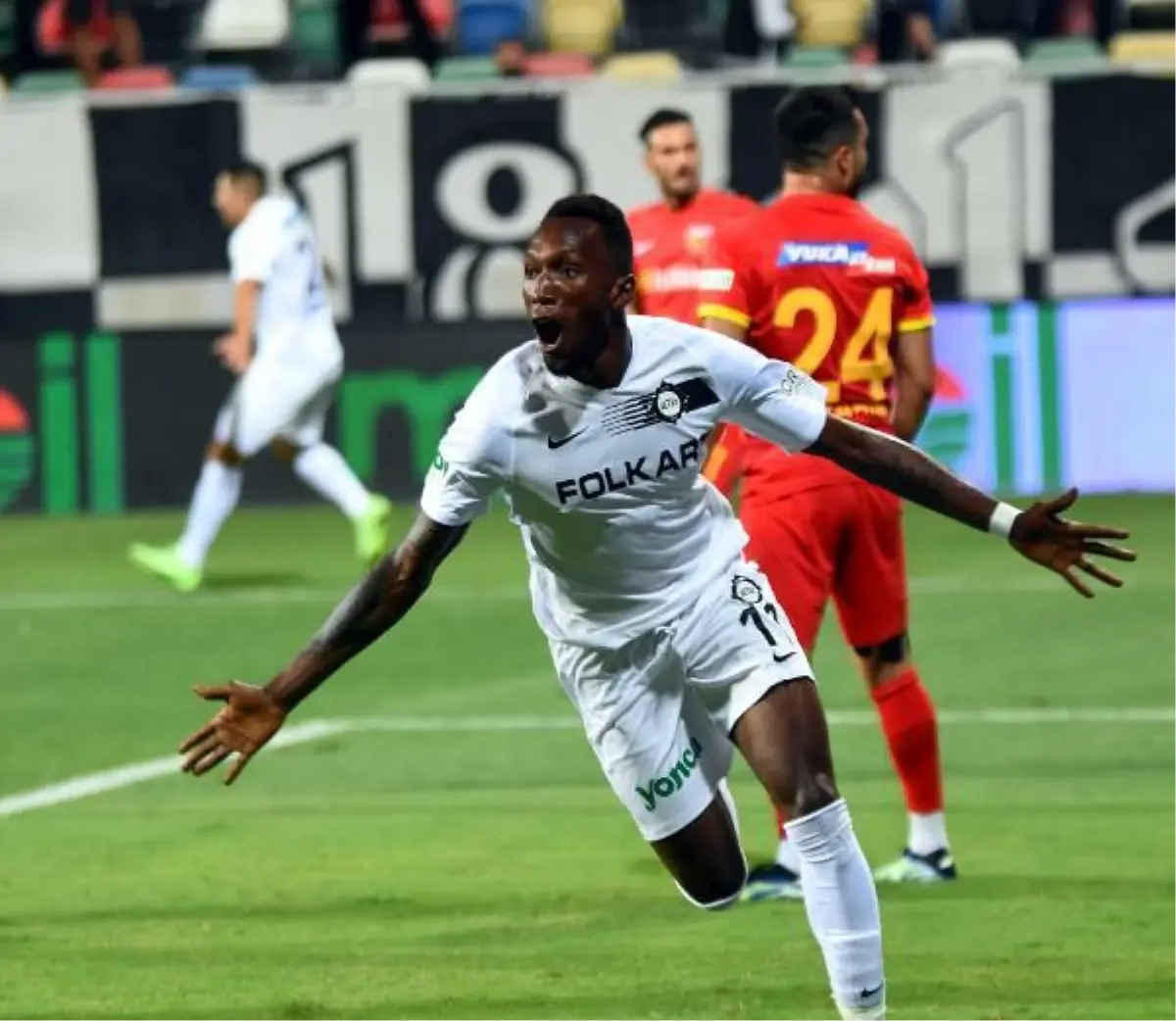 Altay'da herkes golcü