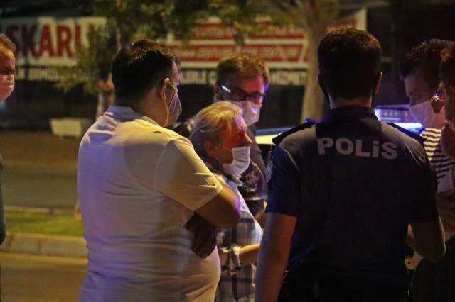 Direksiyon başında şüpheli ölüm! Etraftaki vatandaşları cesedi görmek için birbiriyle yarıştı