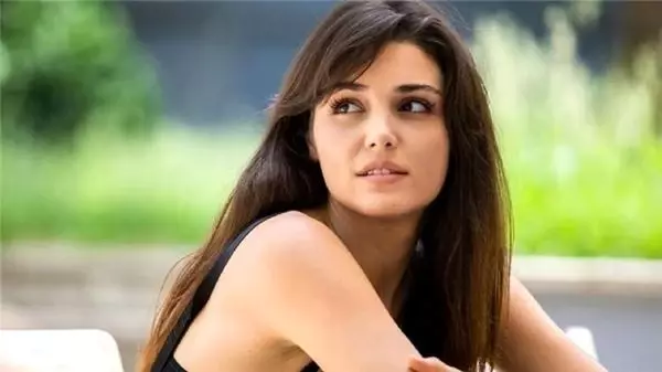 Hande Erçel ile ilgili haber olay yarattı