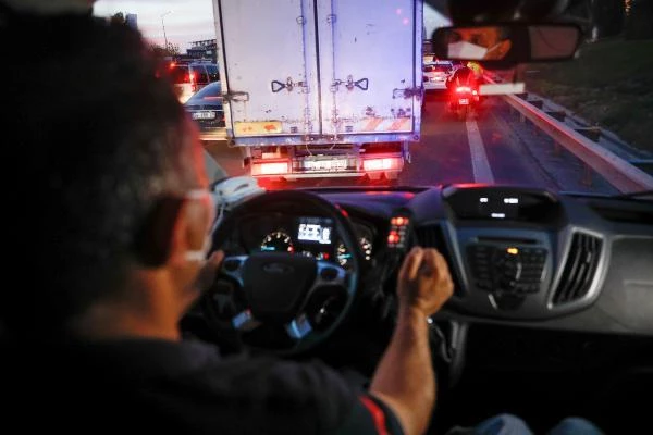 Son Dakika | İstanbul'da ortak acil davet sistemi devreye girdi, ambulansların trafik zahmeti ise bitmiyor