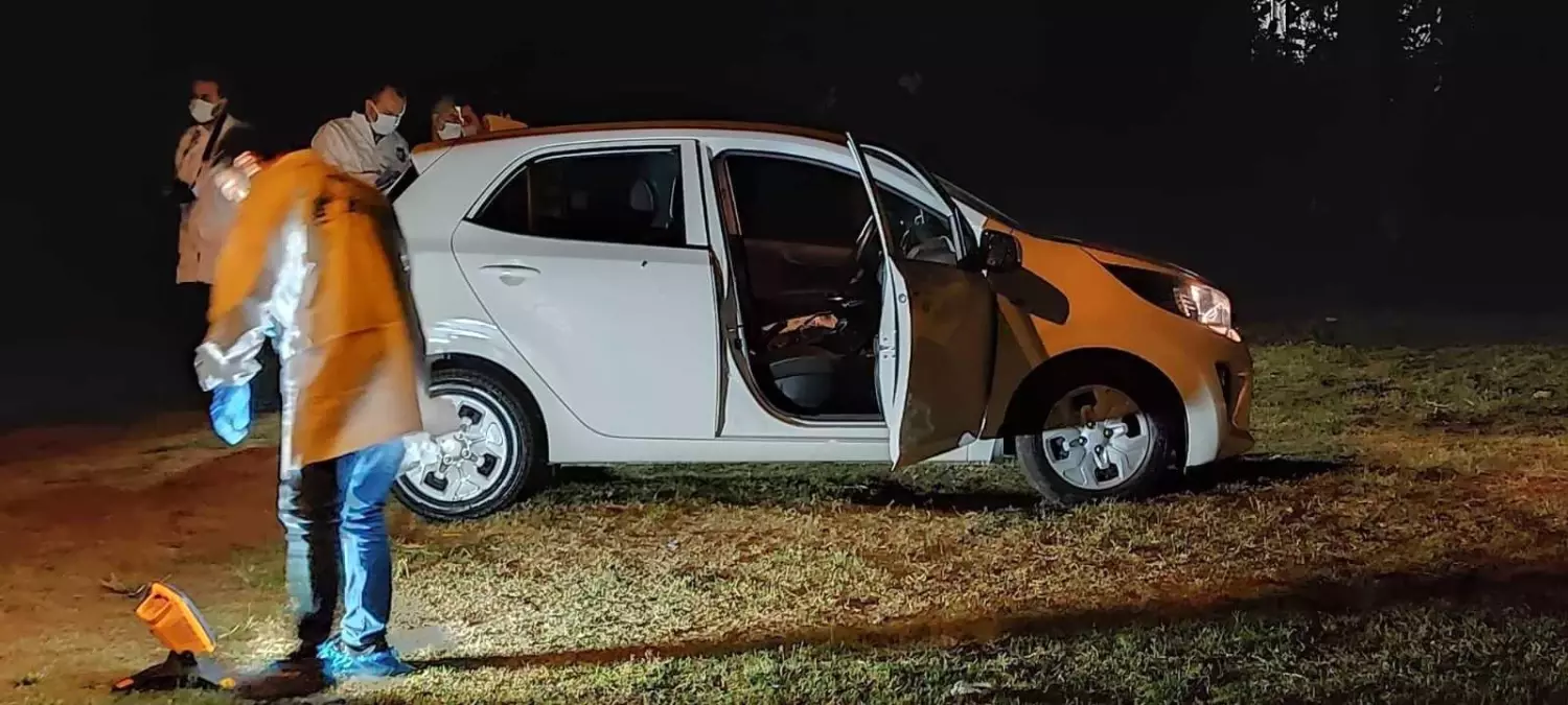Kağıthane'de otomobilde kurşun yağmuruna tutulan kadın hayatını kaybetti