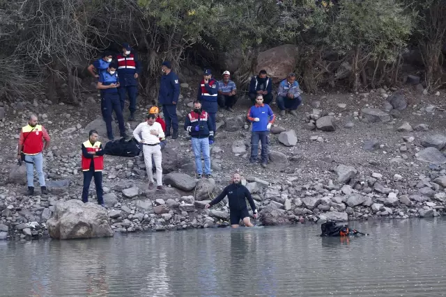 Kayseri'de balık tutarken takılan oltasını kurtarmak için gölete giren sağlık çalışanın cesedi bulundu